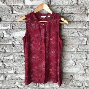 Sleeveless printed blouse